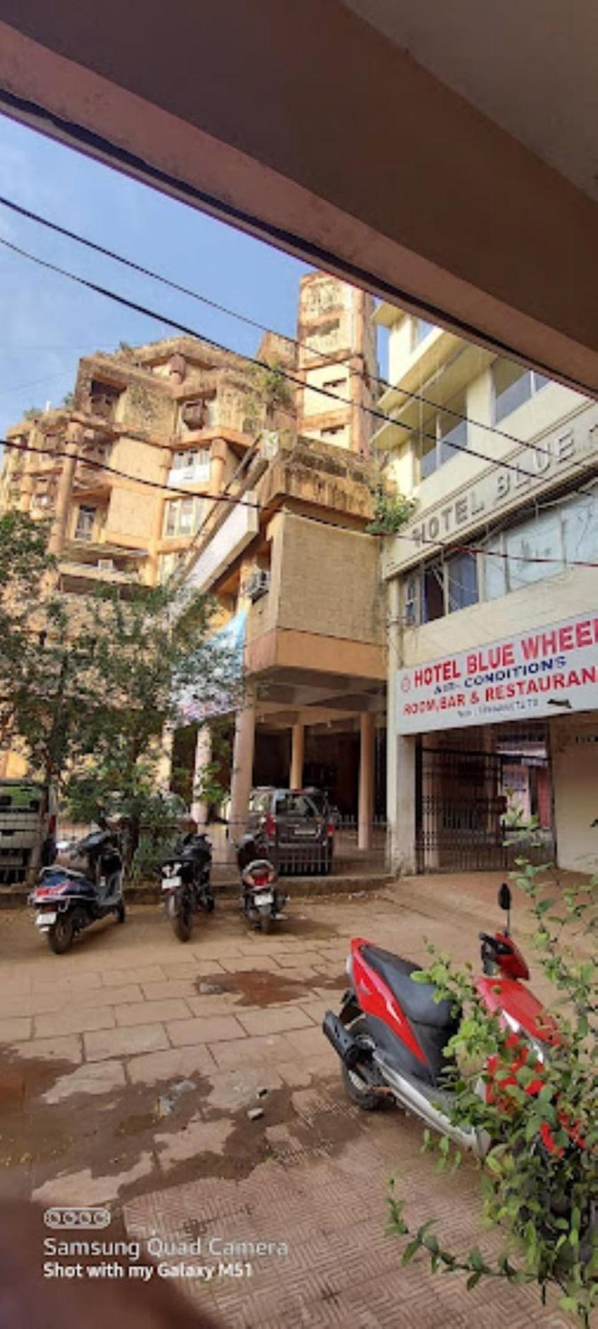 Hotel Blue Wheel,Bhubaneswar Dış mekan fotoğraf