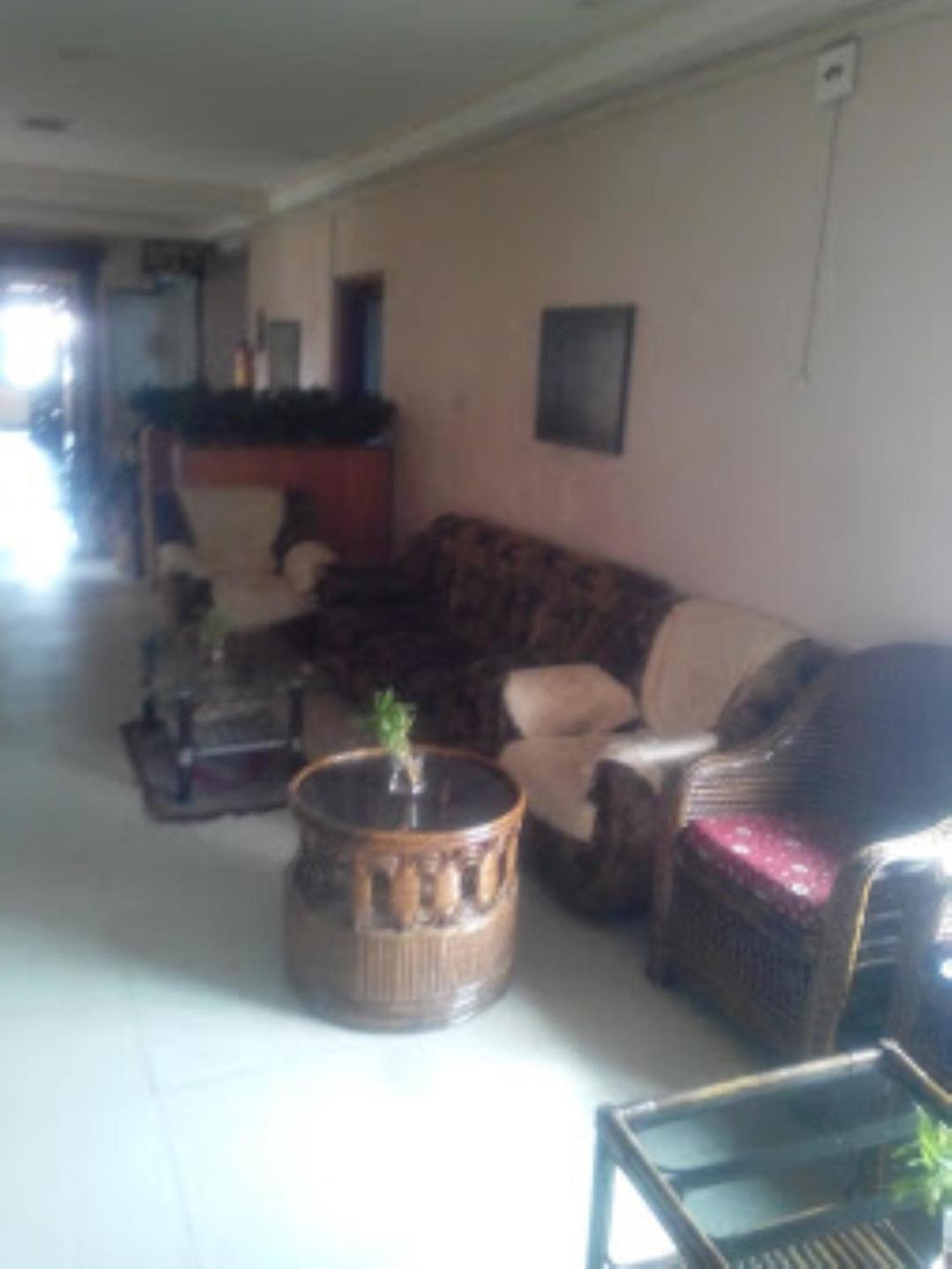 Hotel Blue Wheel,Bhubaneswar Dış mekan fotoğraf